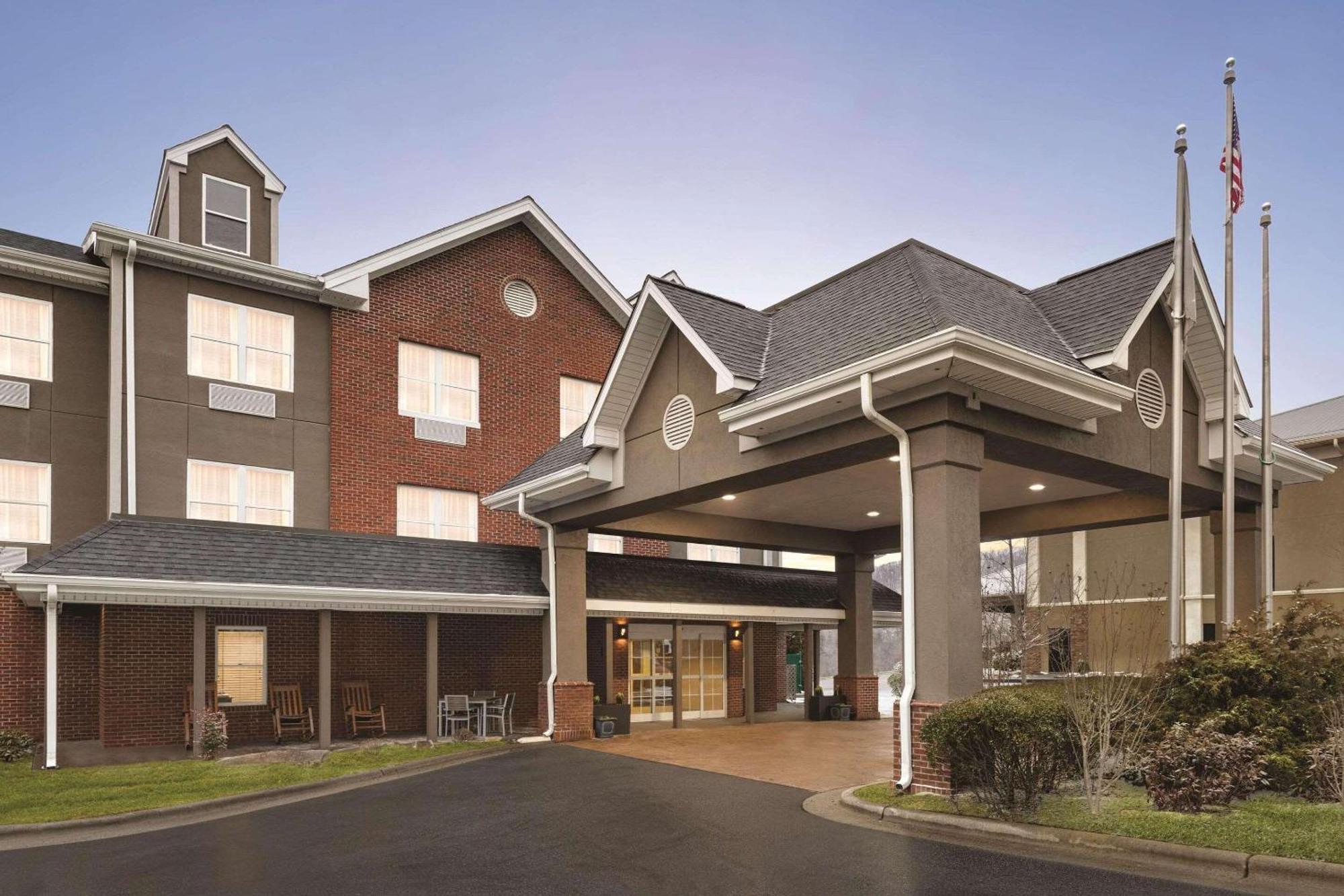 Country Inn & Suites By Radisson, Boone, Nc المظهر الخارجي الصورة